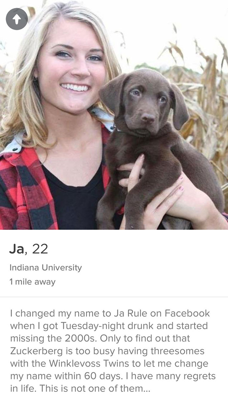 Ja Rule girl poses with lab puppy for Tinder picture