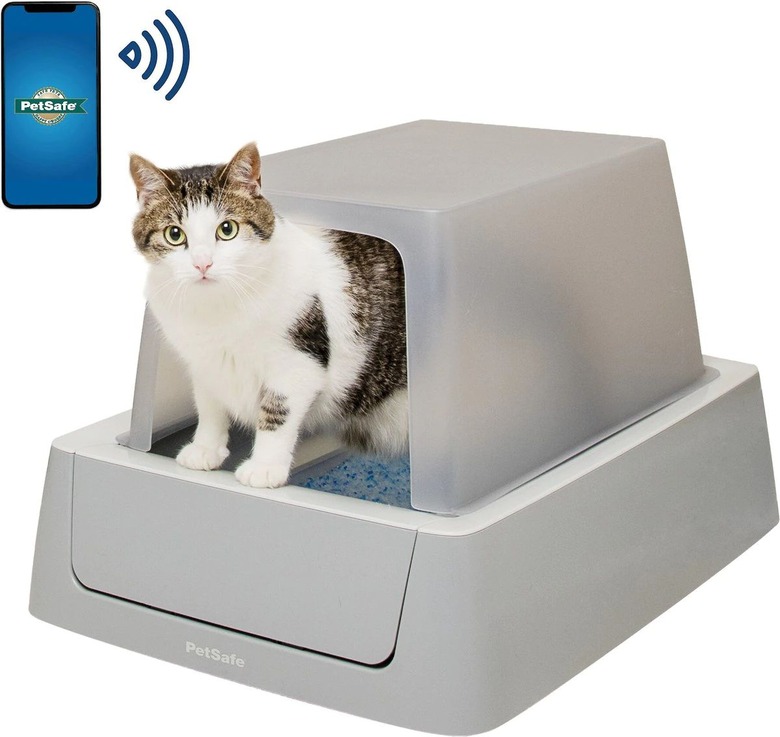 PetSafe ScoopFree Smart WiFi Enabled Covered Automatic Self-Cleaning Cat Litter Box