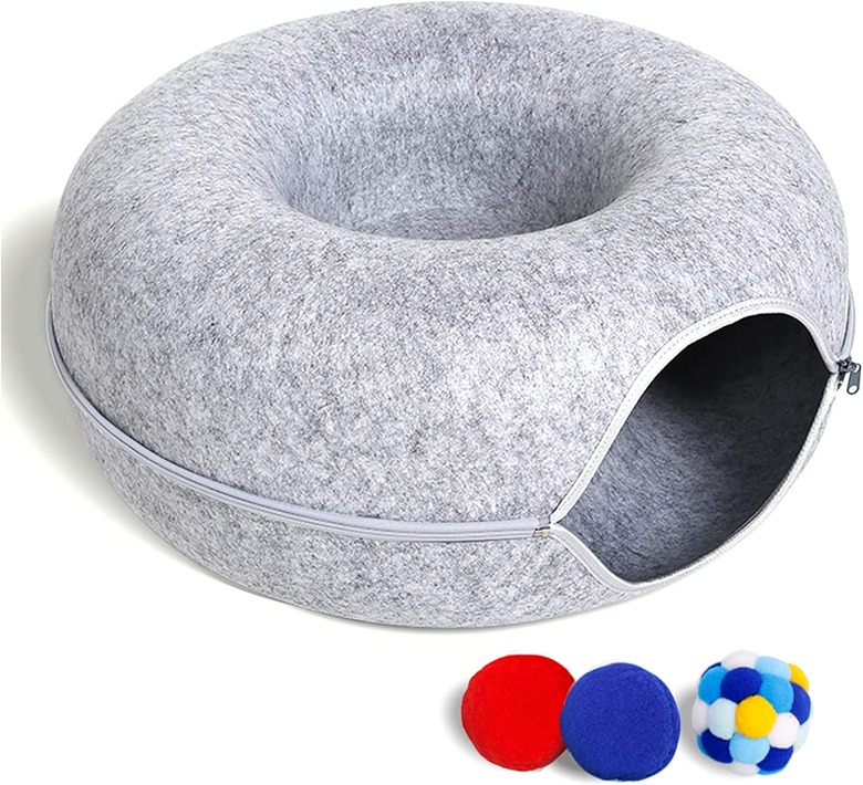 PLIISLUP Cat Tunnel Bed With 3 Toys