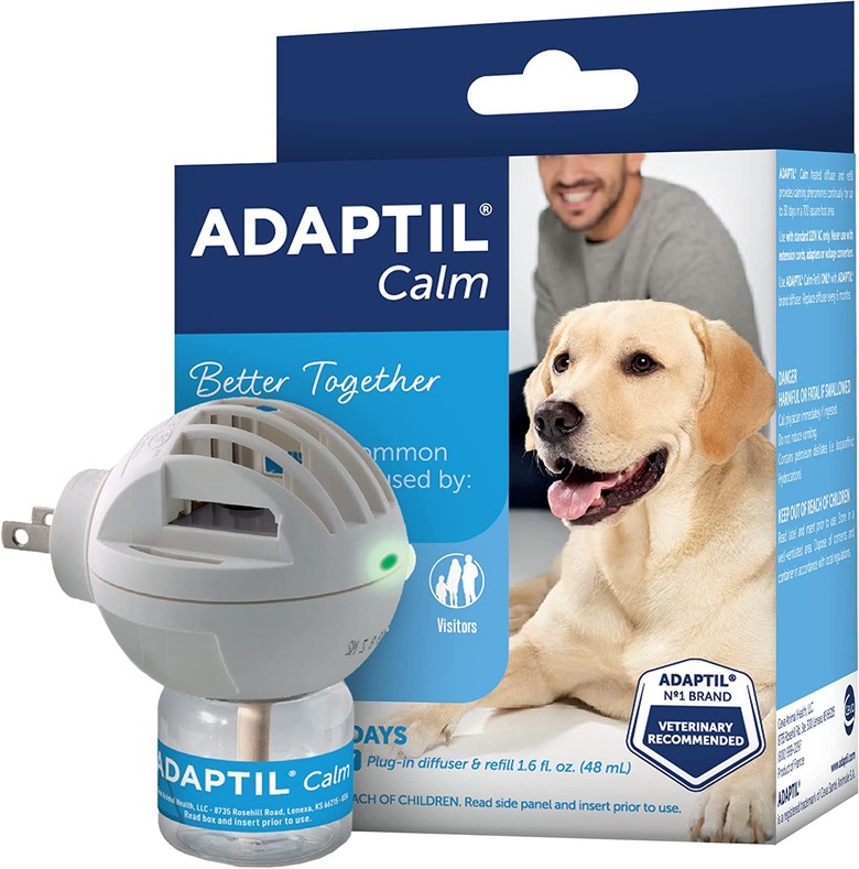 Adaptil 30 Day Starter Kit Calming Diffuser for Dogs