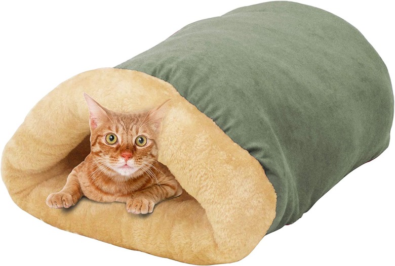 GooPaws 4-in-1 Self-Warming Burrow Bed