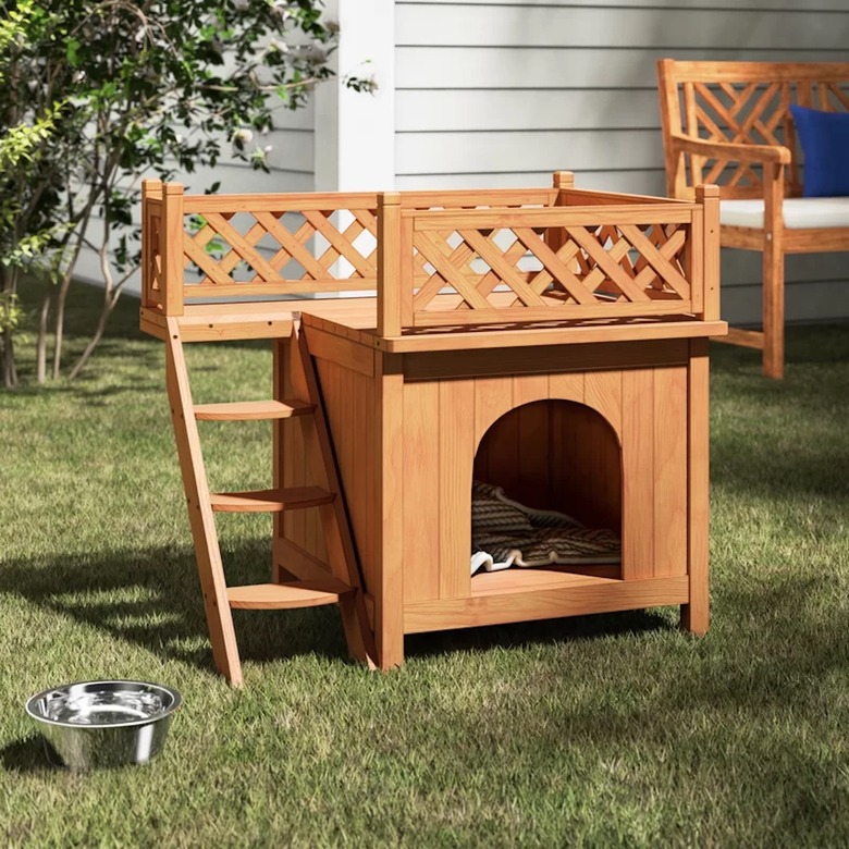 Nellie Dog House