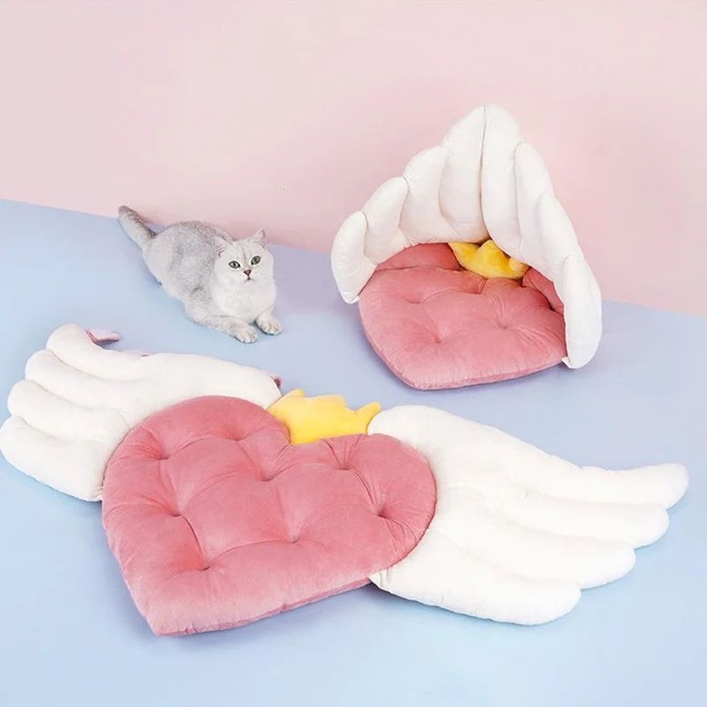 Angel Wings Shaped Cat Bed