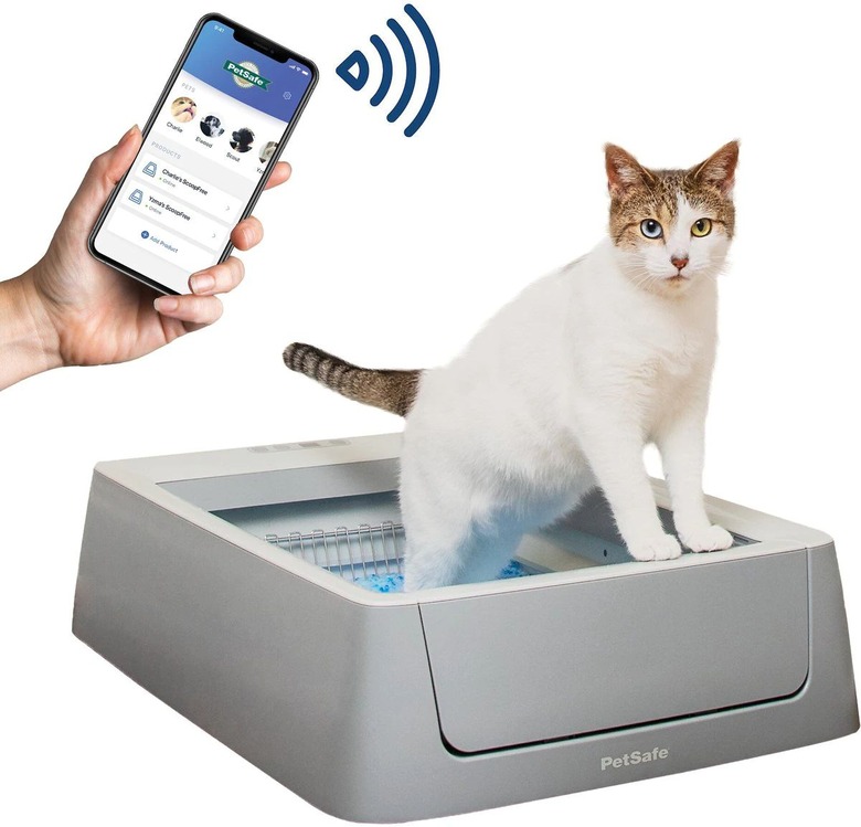 PetSafe ScoopFree Smart WiFi Enabled Automatic Self-Cleaning Cat Litter Box