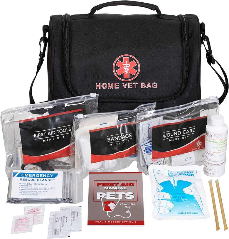 Home Vet Bag, 58 Pieces