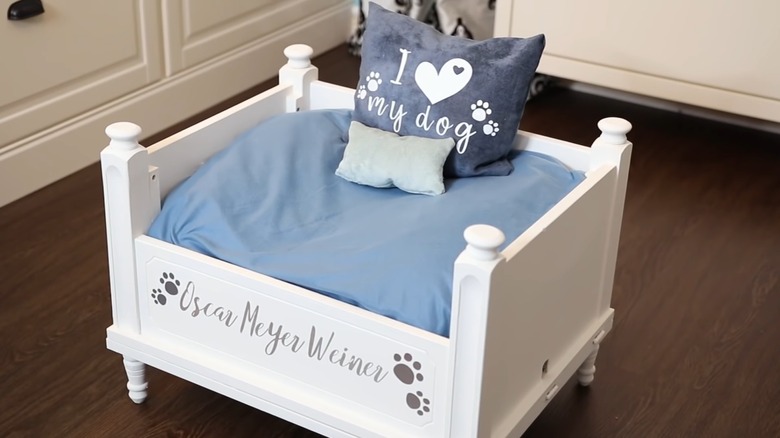 DIY dog bed from coffee table